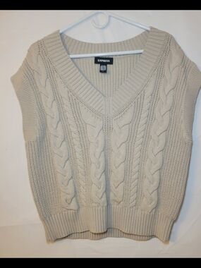 Express Cream Cable-Knit V-Neck Sweater Vest
